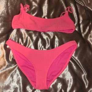 Hot pink triangl bikini